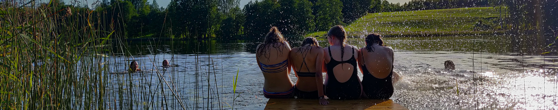 Vrijwilligerswerk Estland zwemmen in de natuur