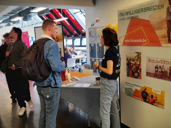 Vrijwilligerspool Infostand